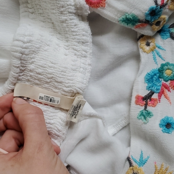 Raga Bohemian Ashlyn Tassel Shorts in Women's Size Medium - Picture 14 of 15